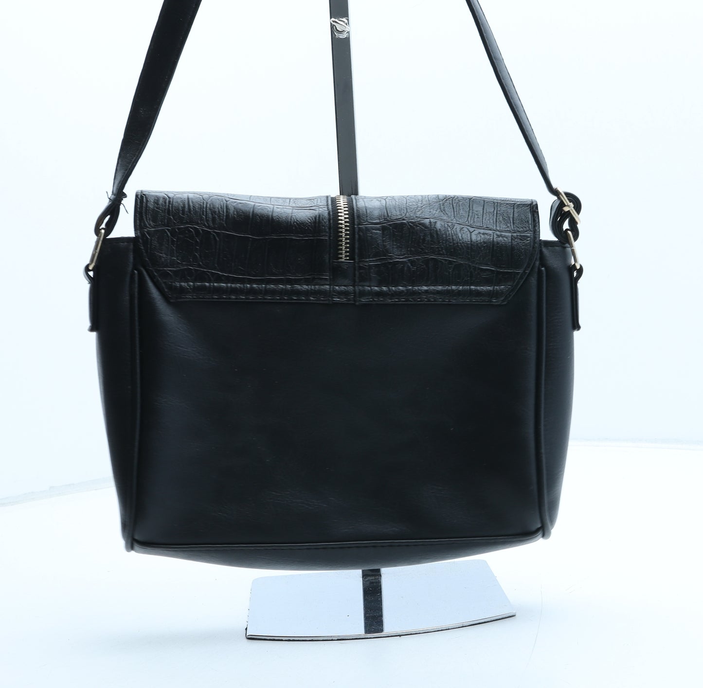 Atmosphere Womens Black Polyurethane Crossbody Size Medium - Croc Texture