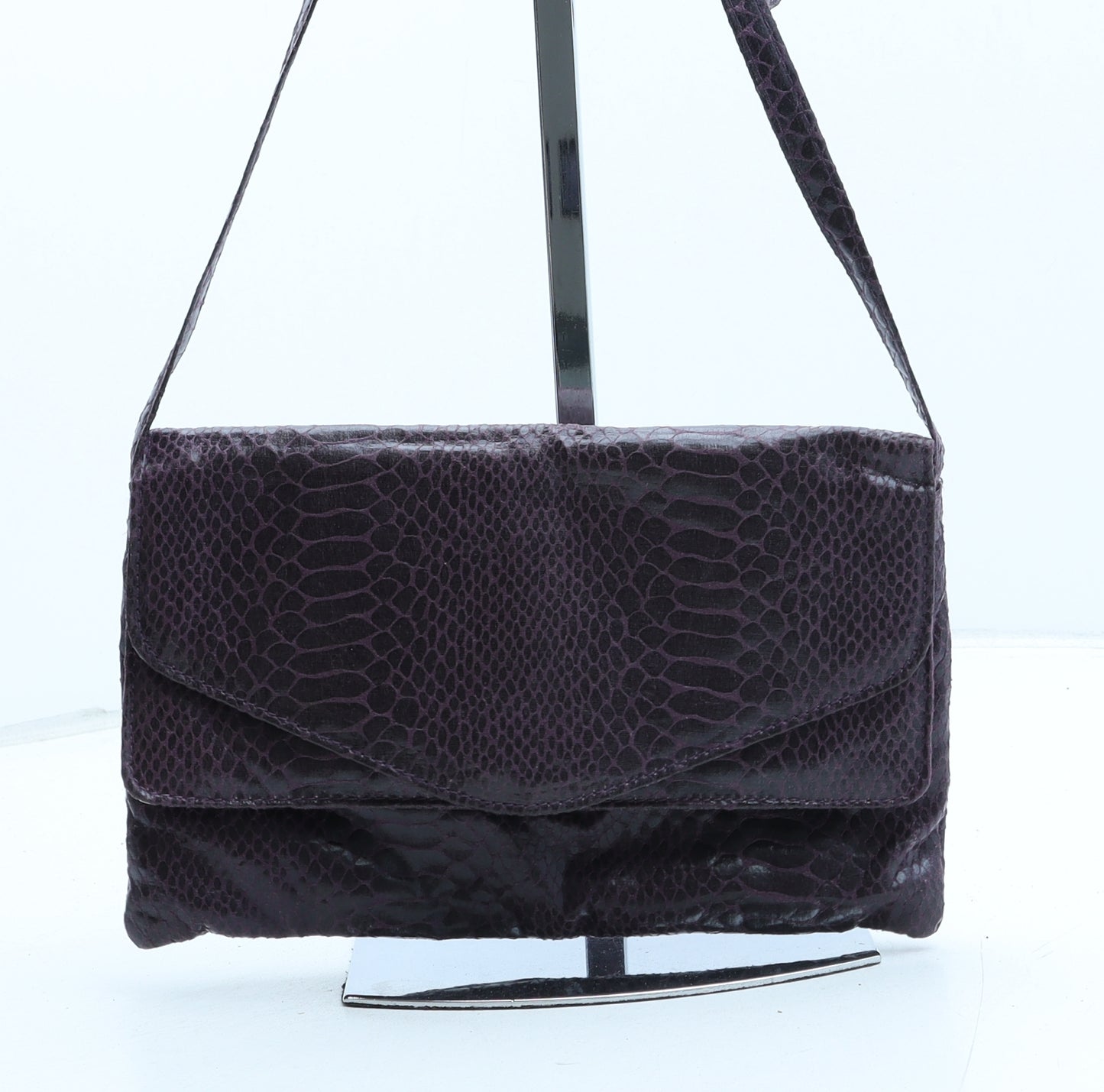 Preworn Womens Purple Polyester Crossbody Size Small - Snake Print