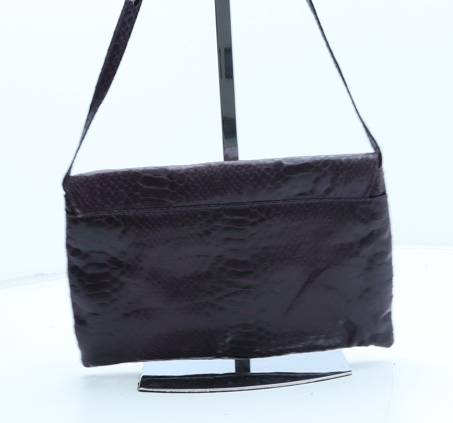 Preworn Womens Purple Polyester Crossbody Size Small - Snake Print