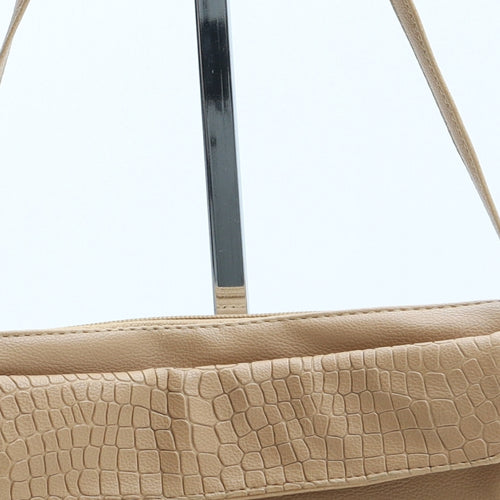 Preworn Womens Beige Polyurethane Crossbody Size Small