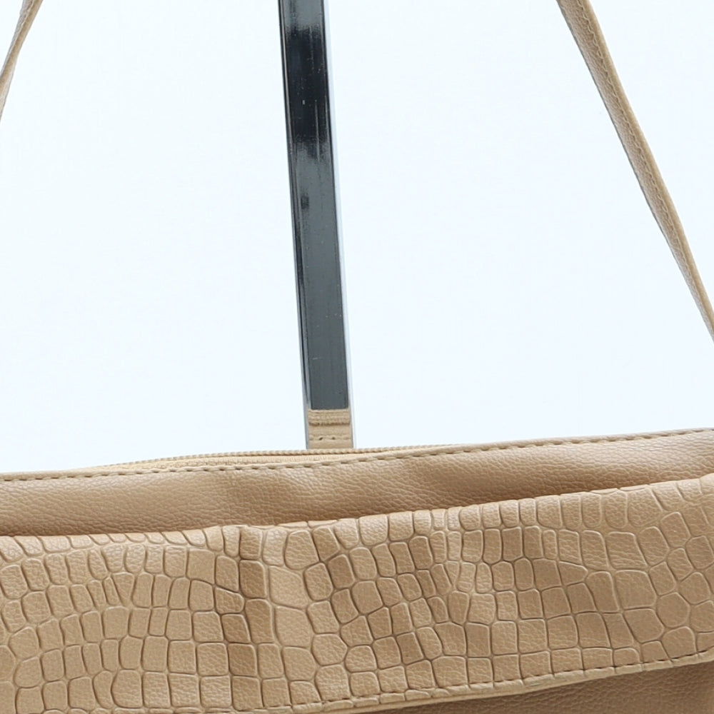 Preworn Womens Beige Polyurethane Crossbody Size Small