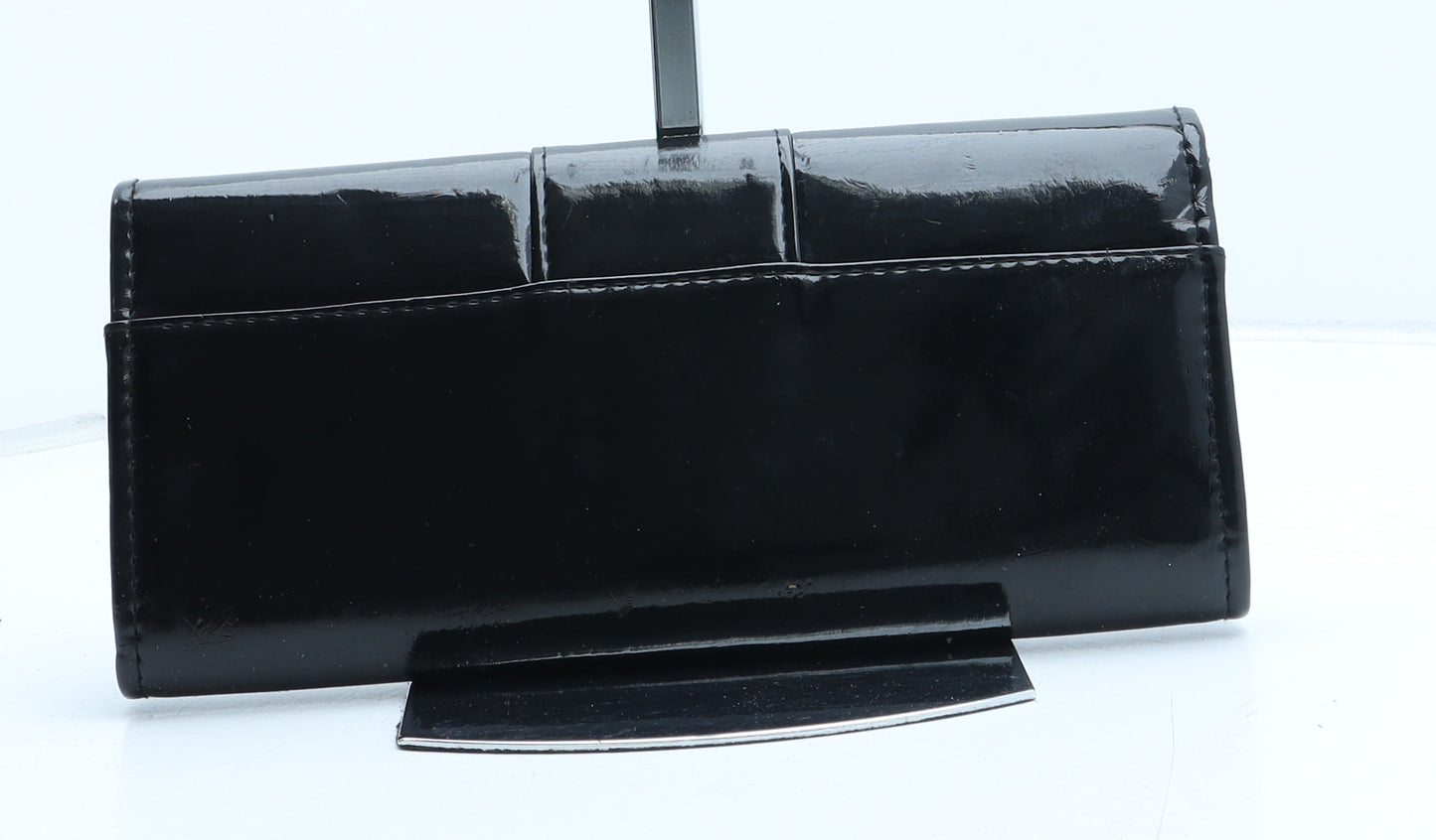 Preworn Womens Black Polyurethane Clutch Size Medium