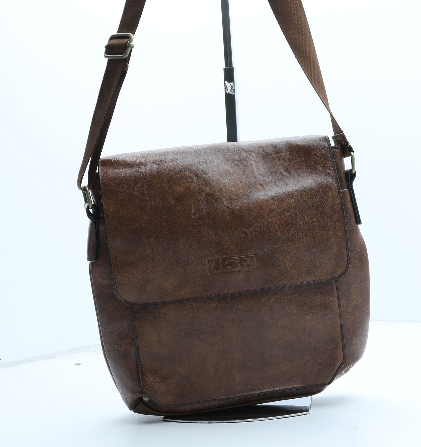 JCB Womens Brown Polyurethane Messenger Bag Size Medium