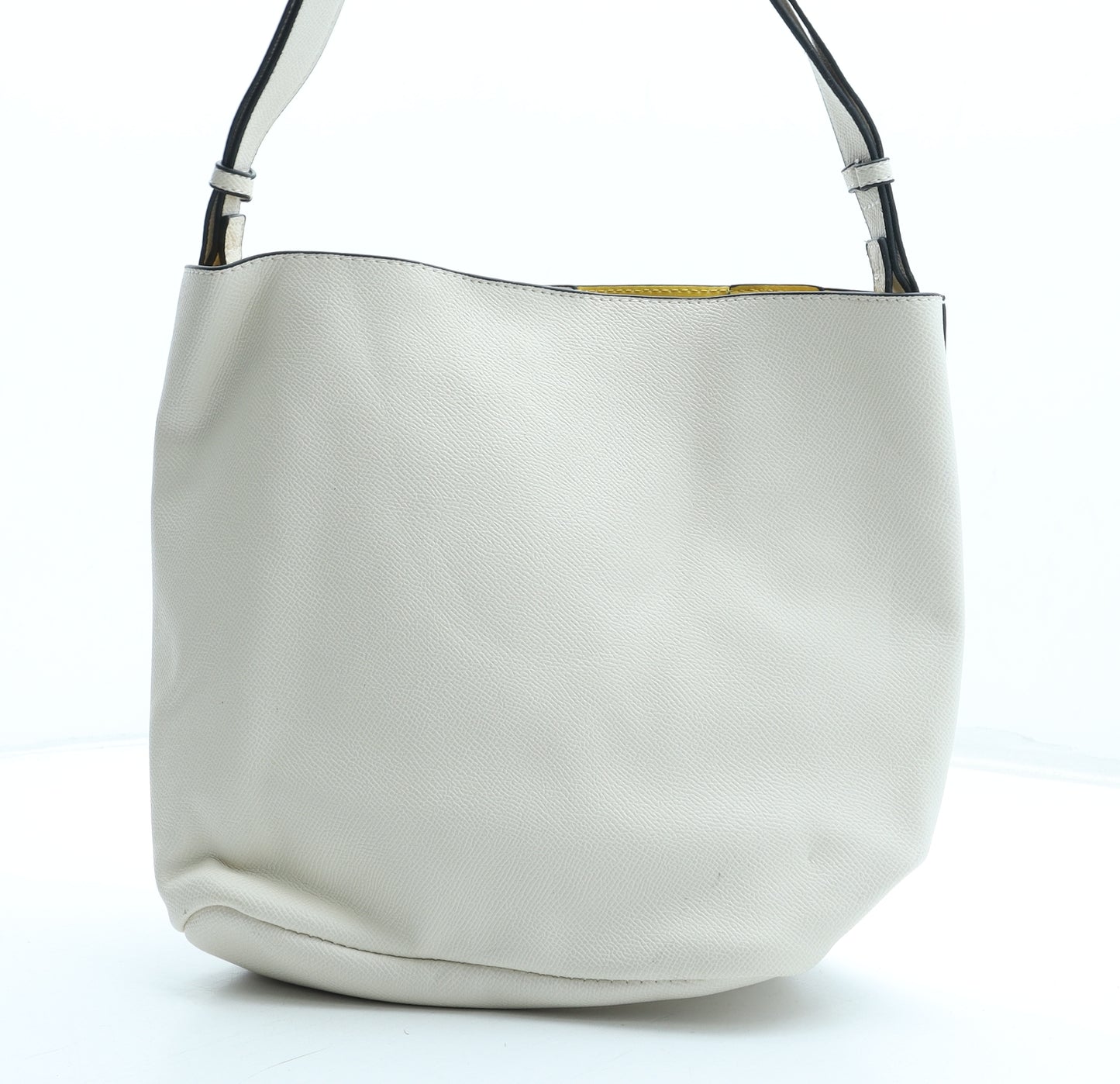 Papaya Womens Beige Polyurethane Shoulder Bag Size Medium