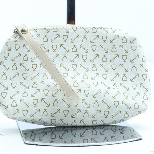 Preworn Womens Beige Geometric Polyester Clutch Size Small