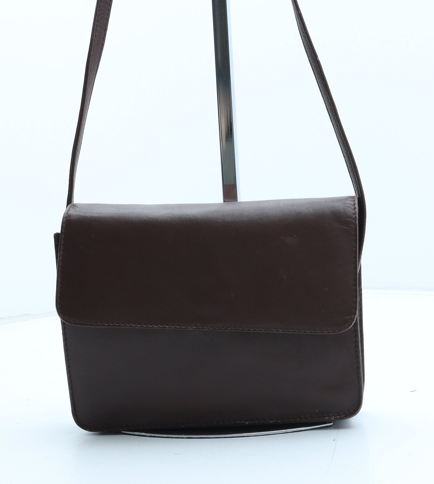 Preworn Womens Brown Polyurethane Crossbody Size Small