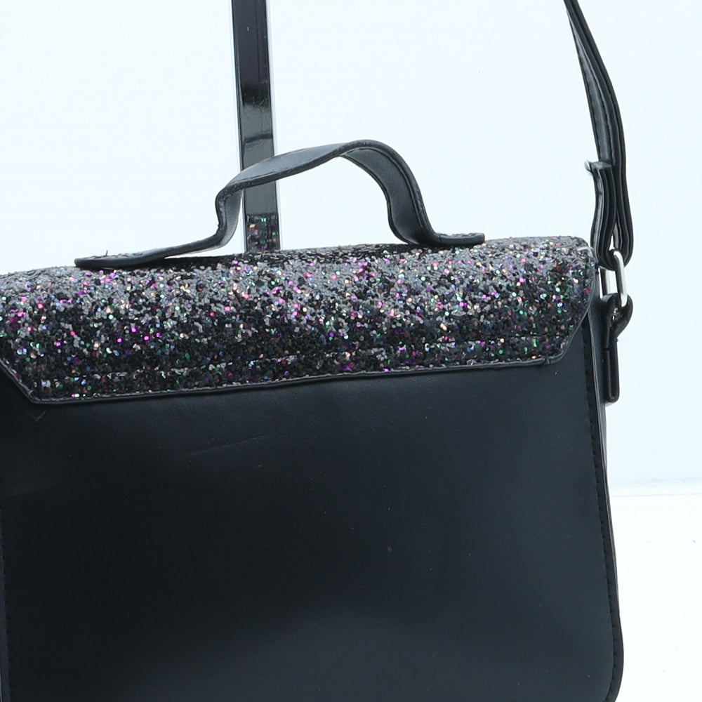 Primark Girls Black Polyurethane Crossbody Size Small Magnetic