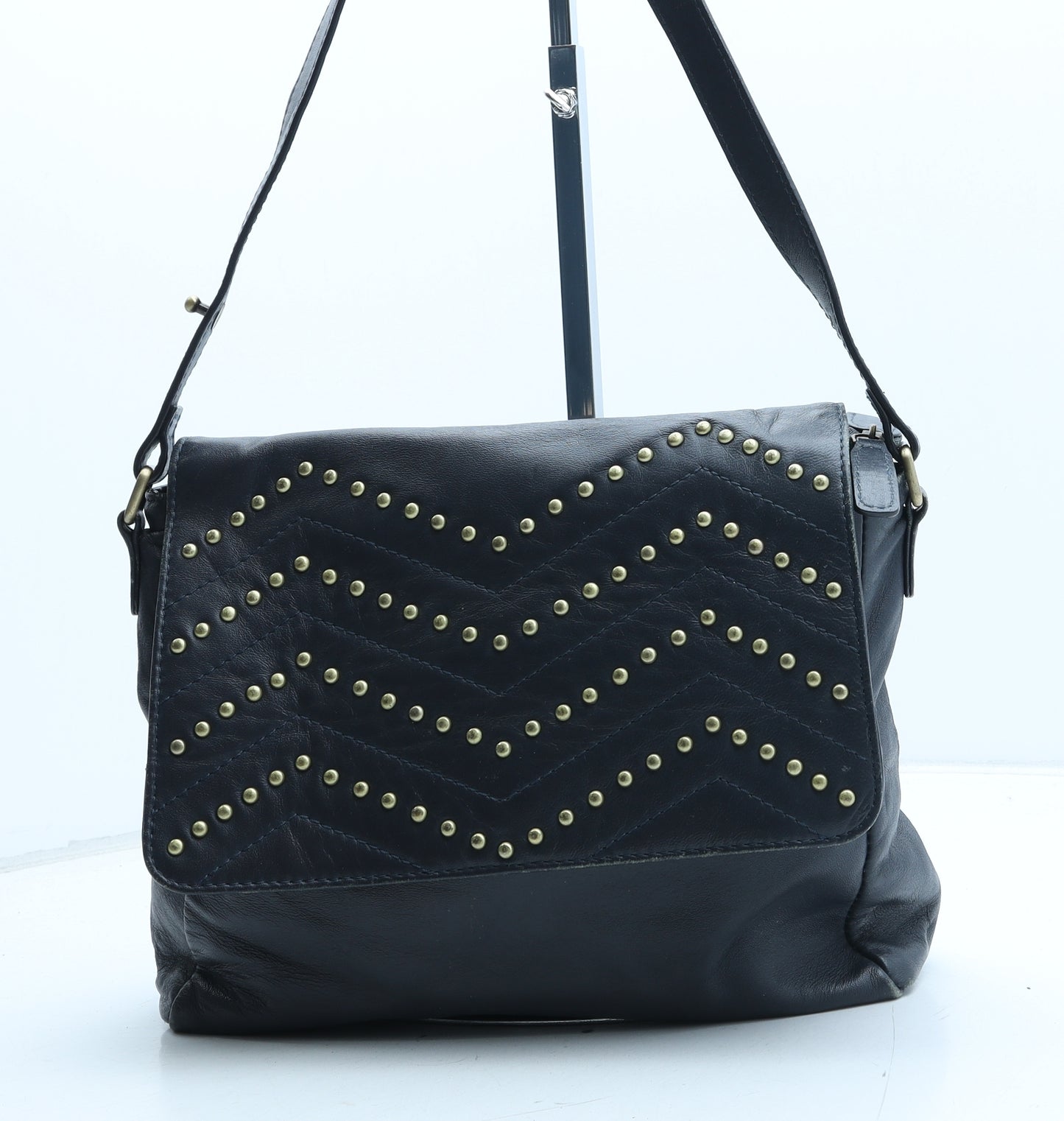 Preworn Womens Blue Polyurethane Crossbody Size Medium