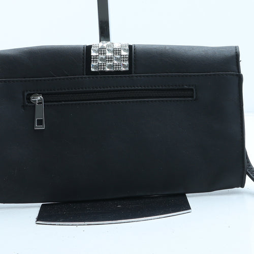 Prewron Womens Black Polyurethane Clutch Size Small