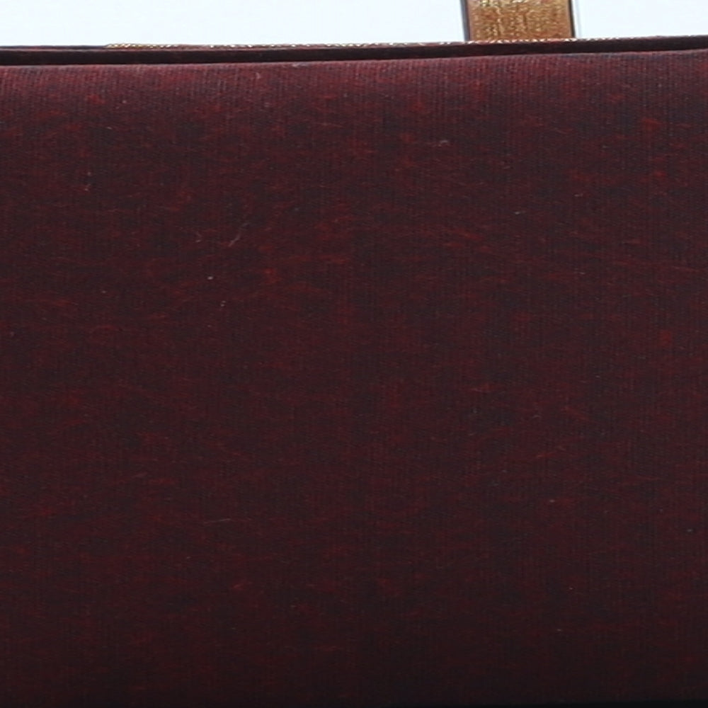 Preworn Womens Red Geometric Polyester Clutch Size Small