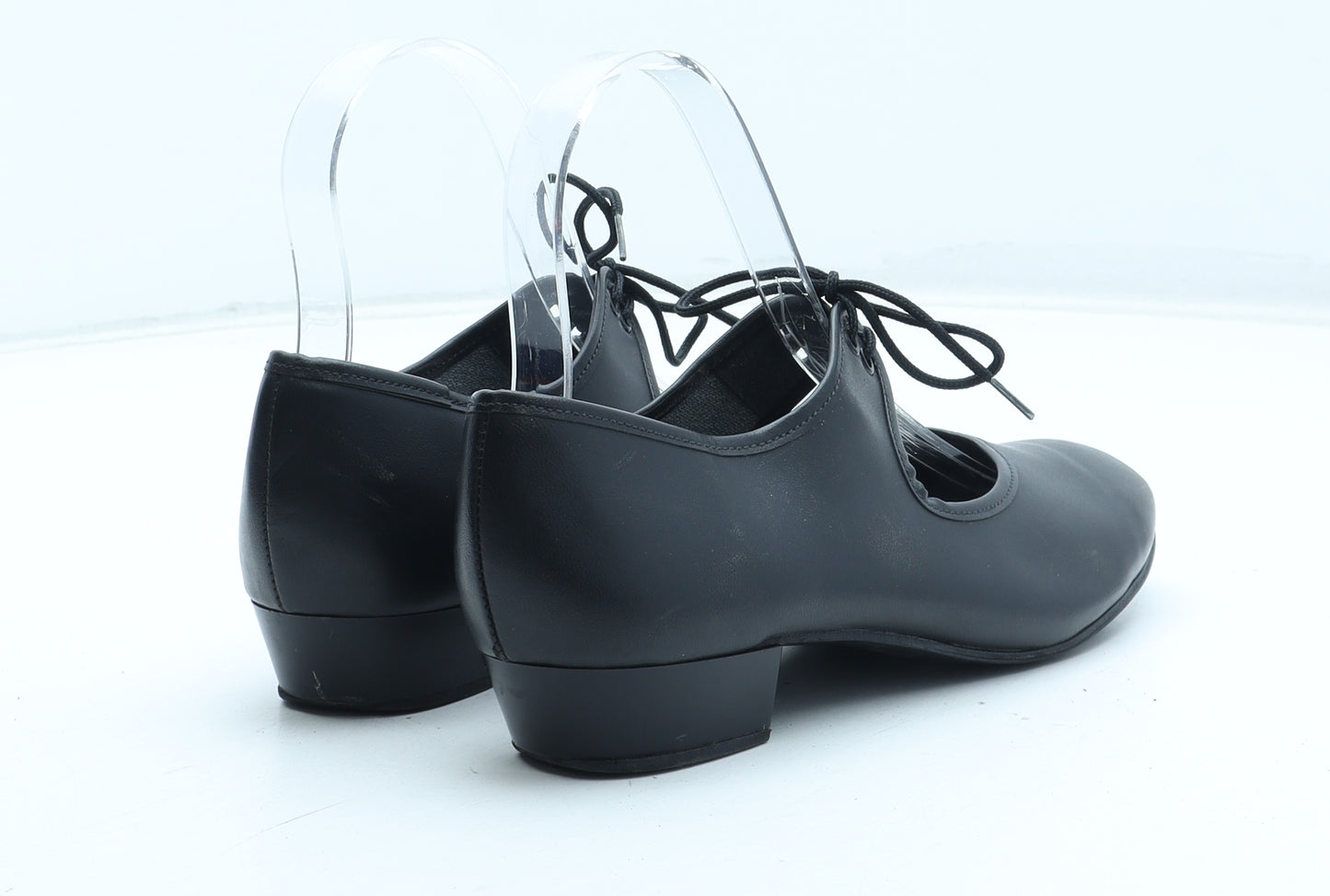 Preworn Girls Black Polyurethane Slip On Heel UK 4 - Tap Dance