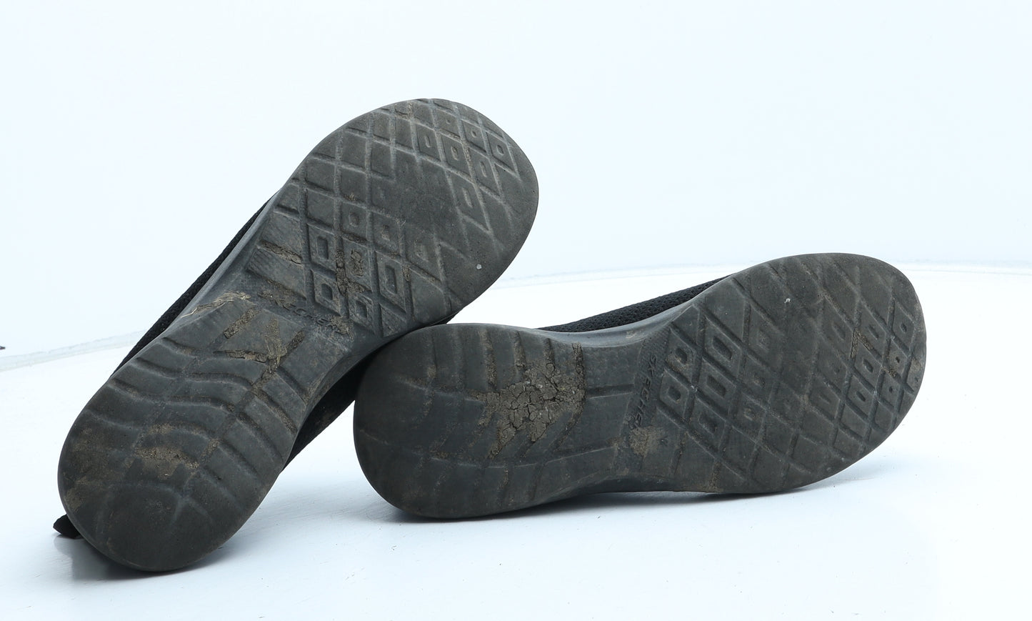 Skechers Boys Black Synthetic Trainer UK 3