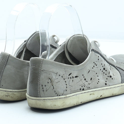 Josef Seibel Womens Grey Geometric Leather Trainer UK