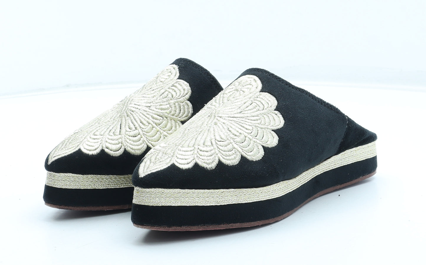 Preworn Womens Black Geometric Polyester Slip On Flat UK