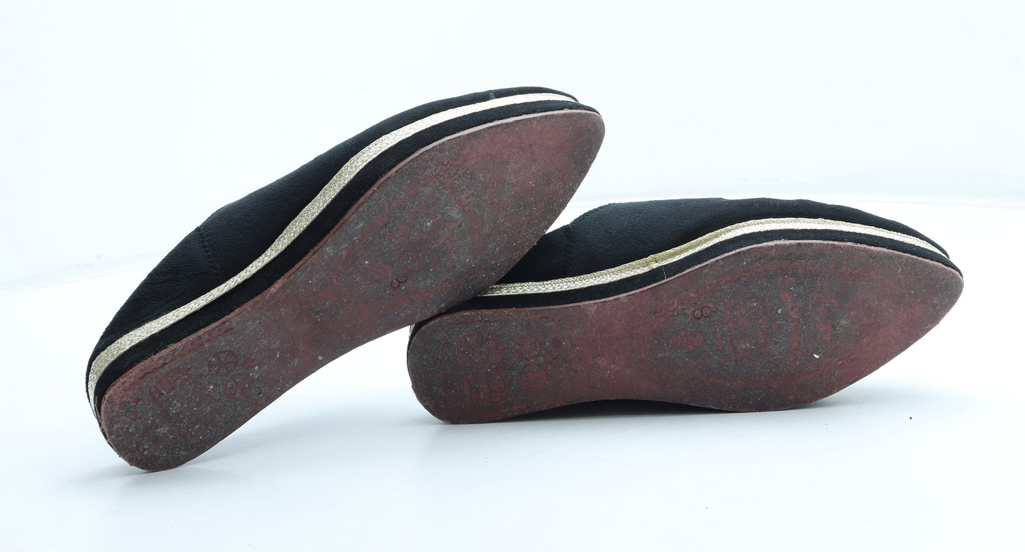 Preworn Womens Black Geometric Polyester Slip On Flat UK