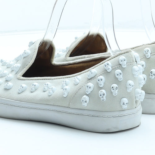 Campbell Womens Beige Geometric Leather Slip On Flat UK - Estimated UK Size 5 Skull Detail