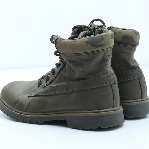 Preworn Boys Green Camouflage Polyurethane Combat Boot UK 5
