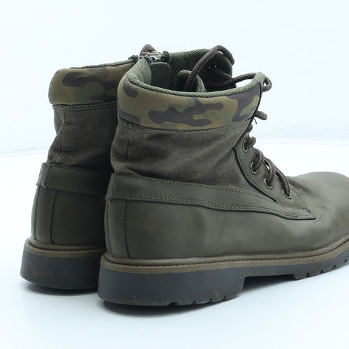 Preworn Boys Green Camouflage Polyurethane Combat Boot UK 5