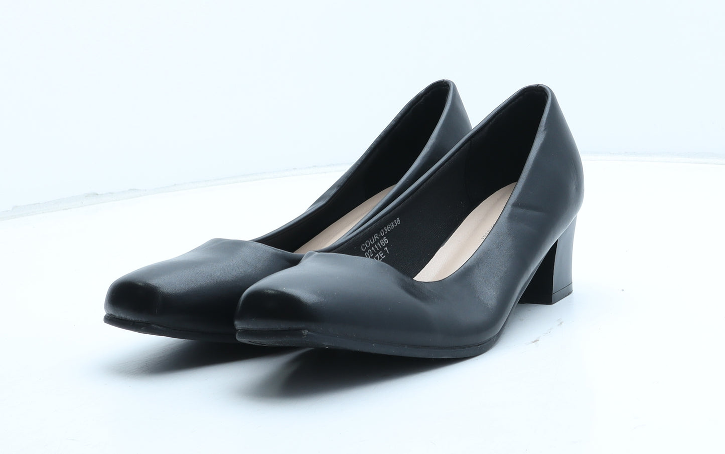Preworn Womens Black Synthetic Court Heel UK