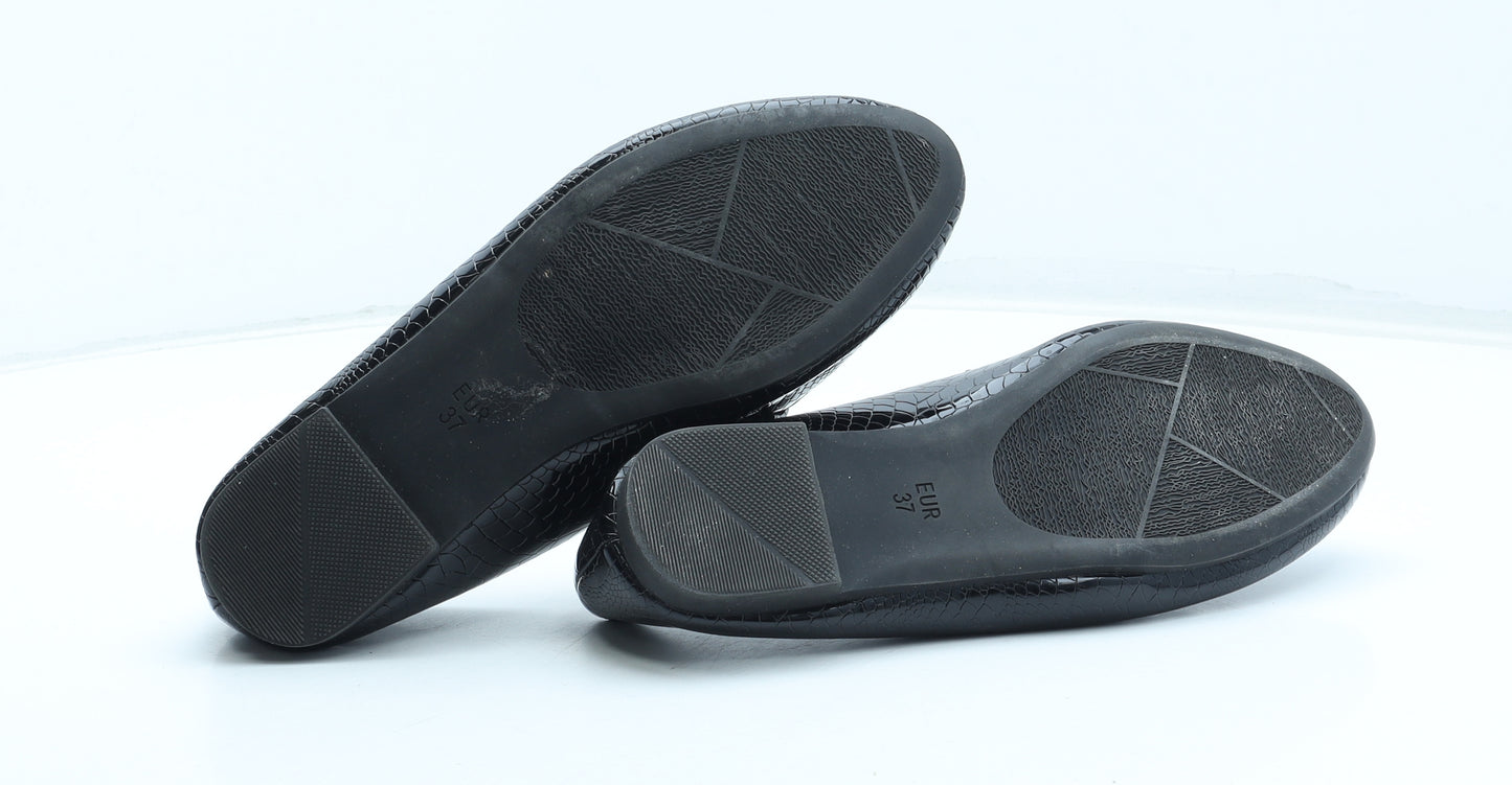 SheIn Womens Black Geometric Polyurethane Loafer Flat UK - Chain Detail Croc Texture