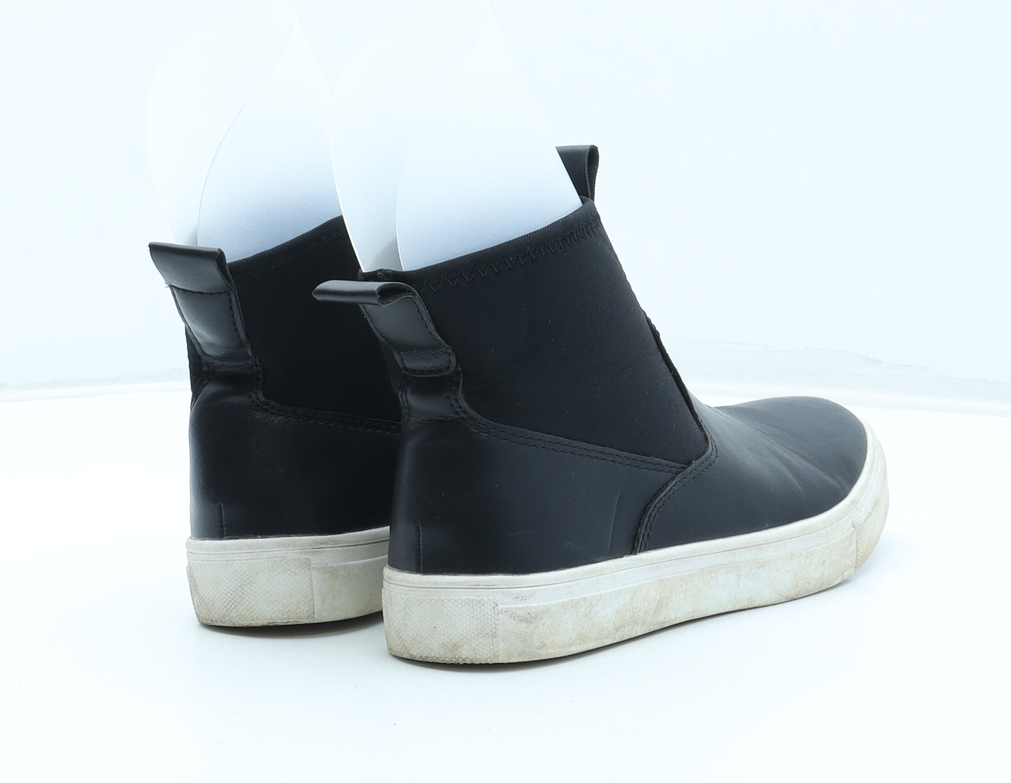Preworn Girls Black Polyurethane Bootie Boot UK 3