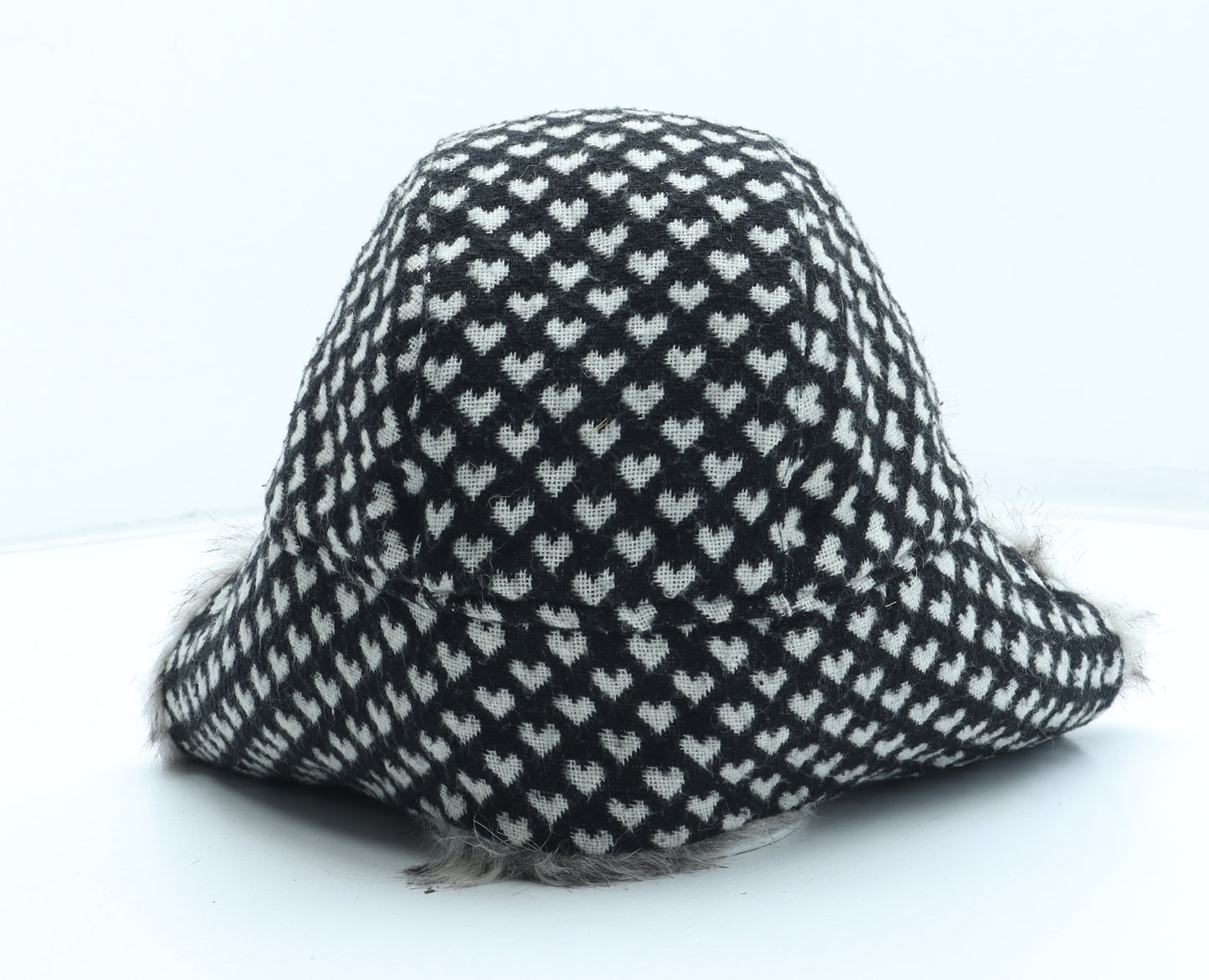 Preworn Womens Black Geometric Wool Trapper Hat One Size - Heart Pattern