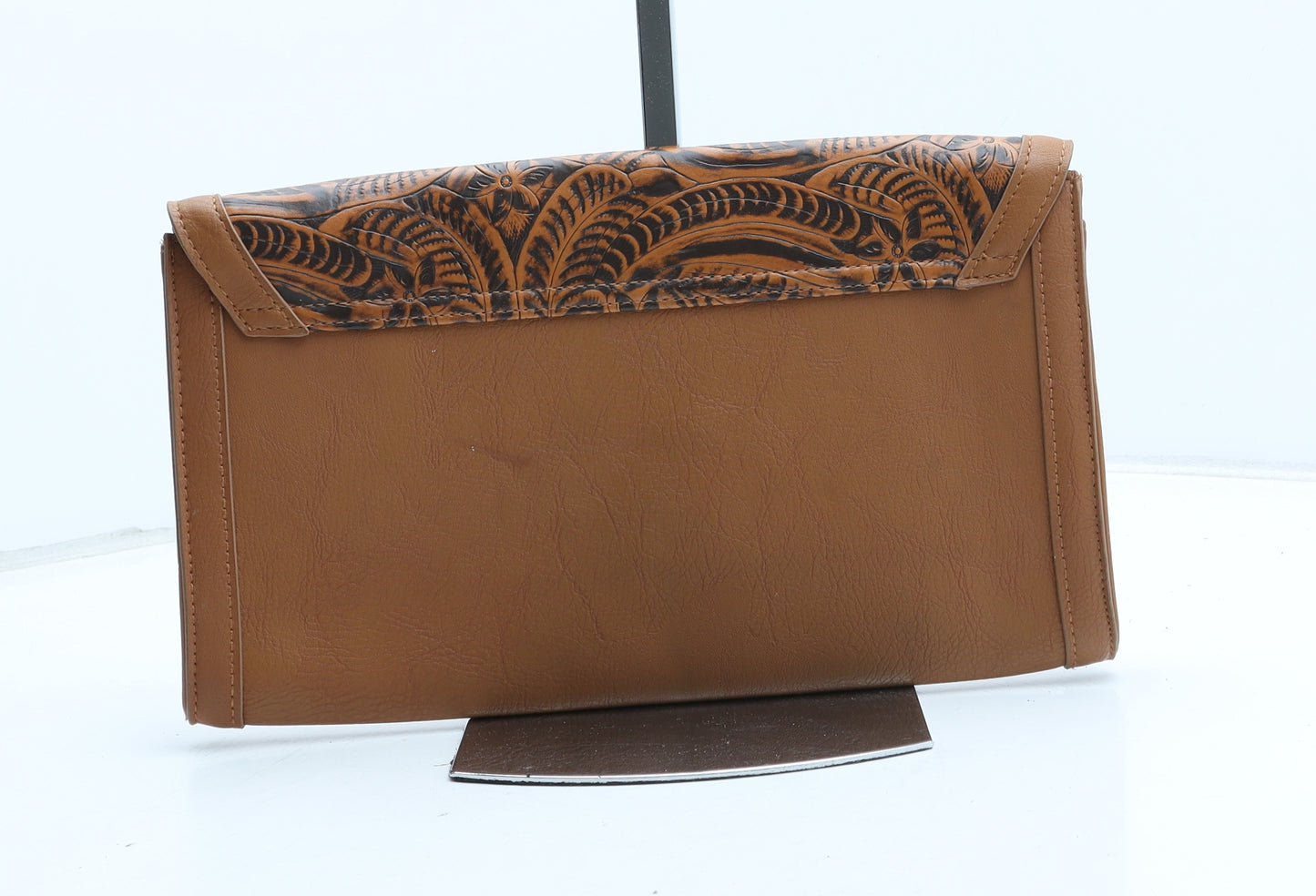 Atmosphere Womens Brown Geometric Polyurethane Clutch Size Medium