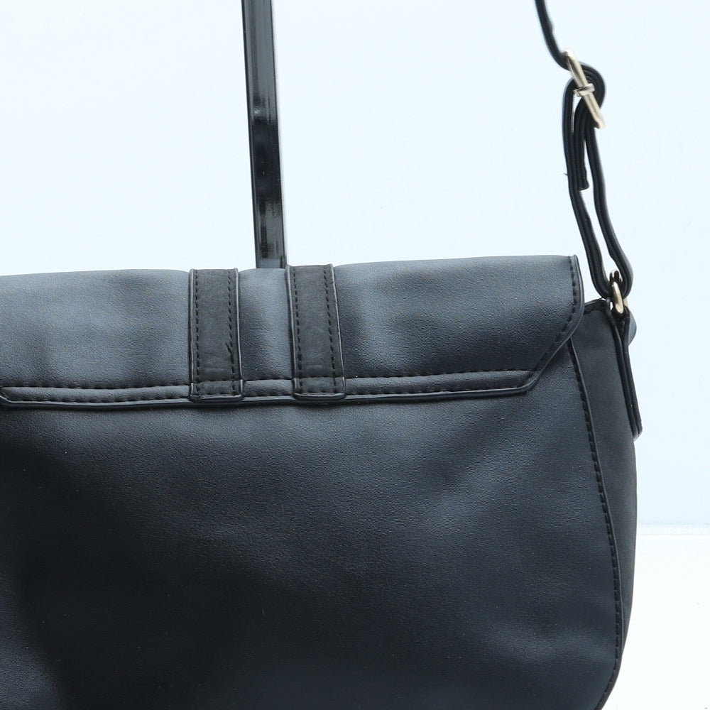 New Look Womens Black Polyurethane Crossbody Size Medium