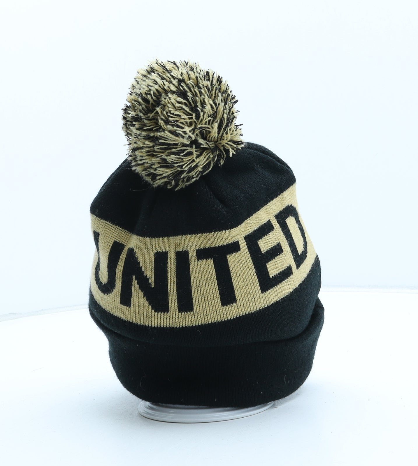 Chester Lee Street United Mens Black Acrylic Beanie One Size - Pom Pom Detail