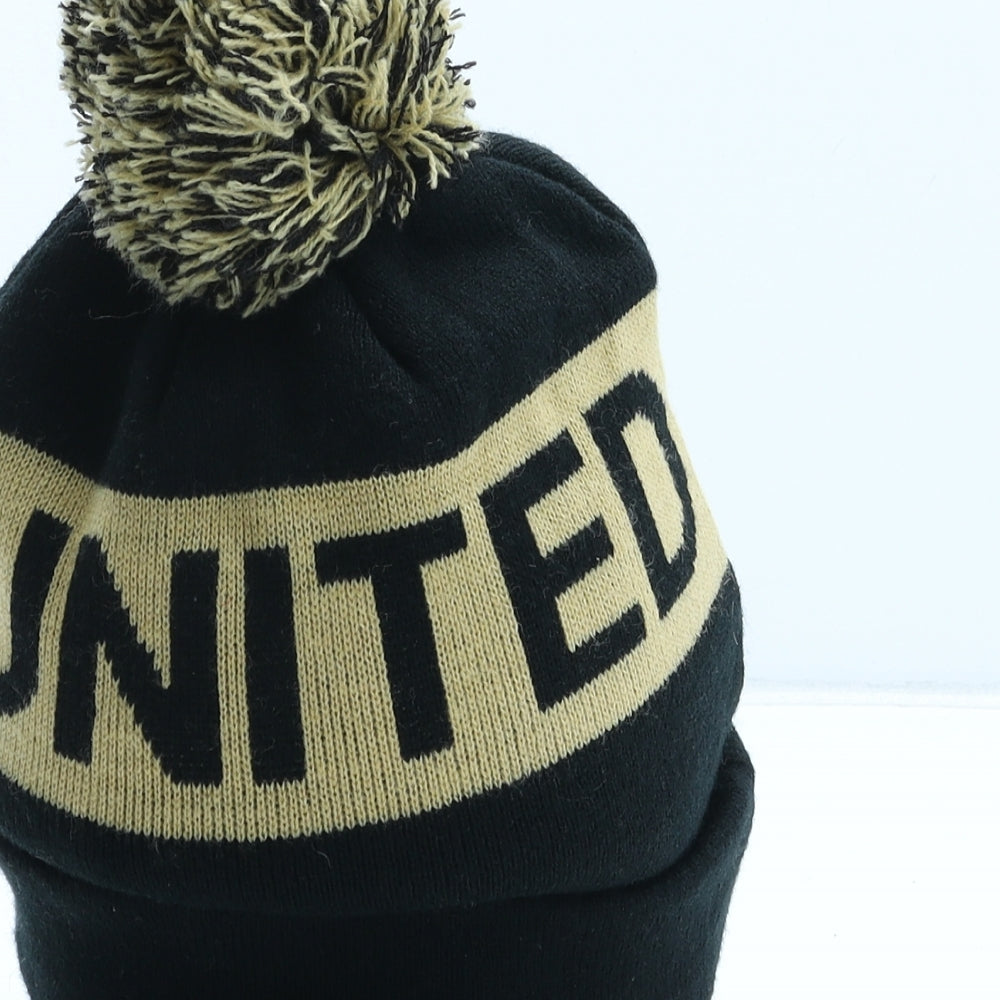 Chester Lee Street United Mens Black Acrylic Beanie One Size - Pom Pom Detail