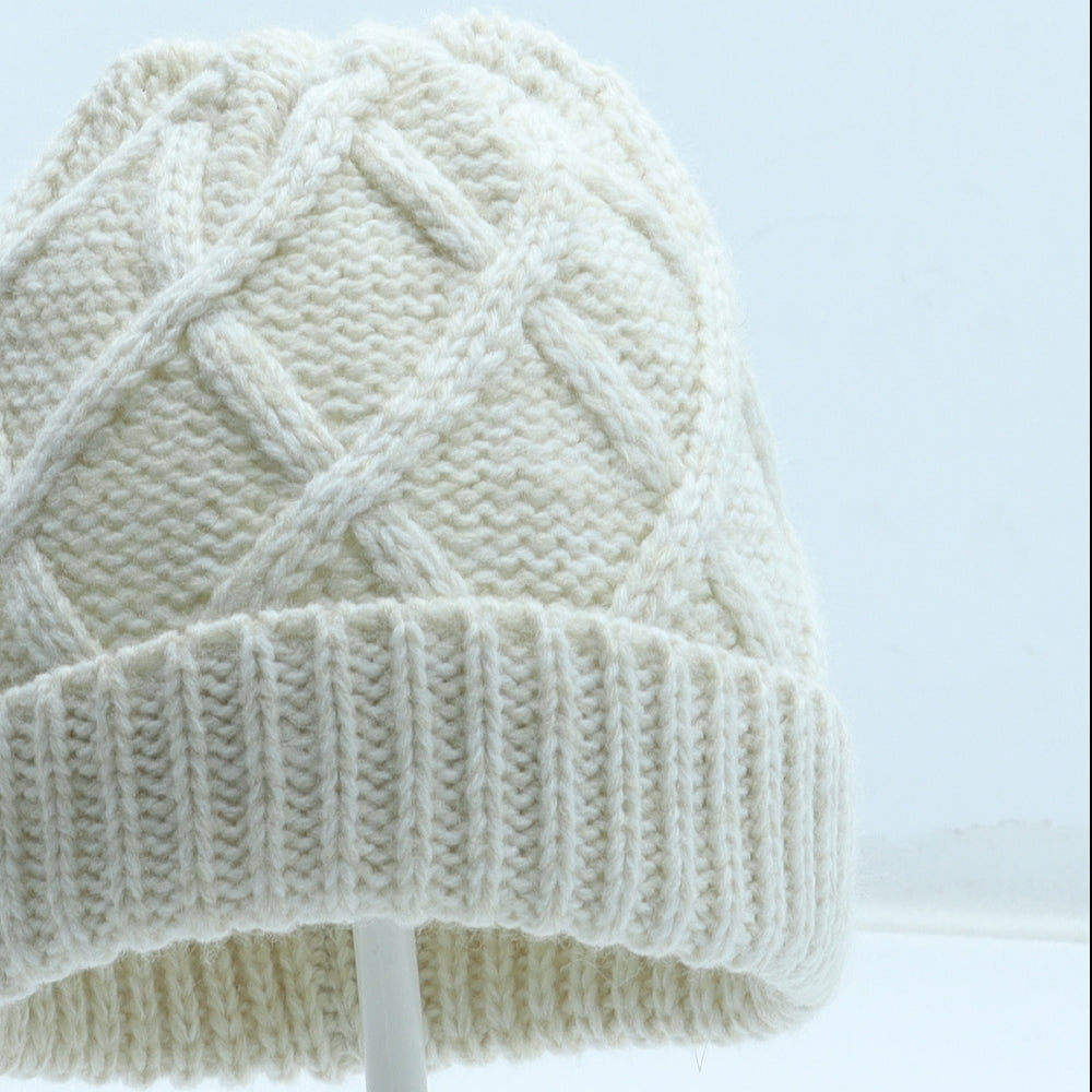 F&F Girls White Acrylic Winter Hat One Size