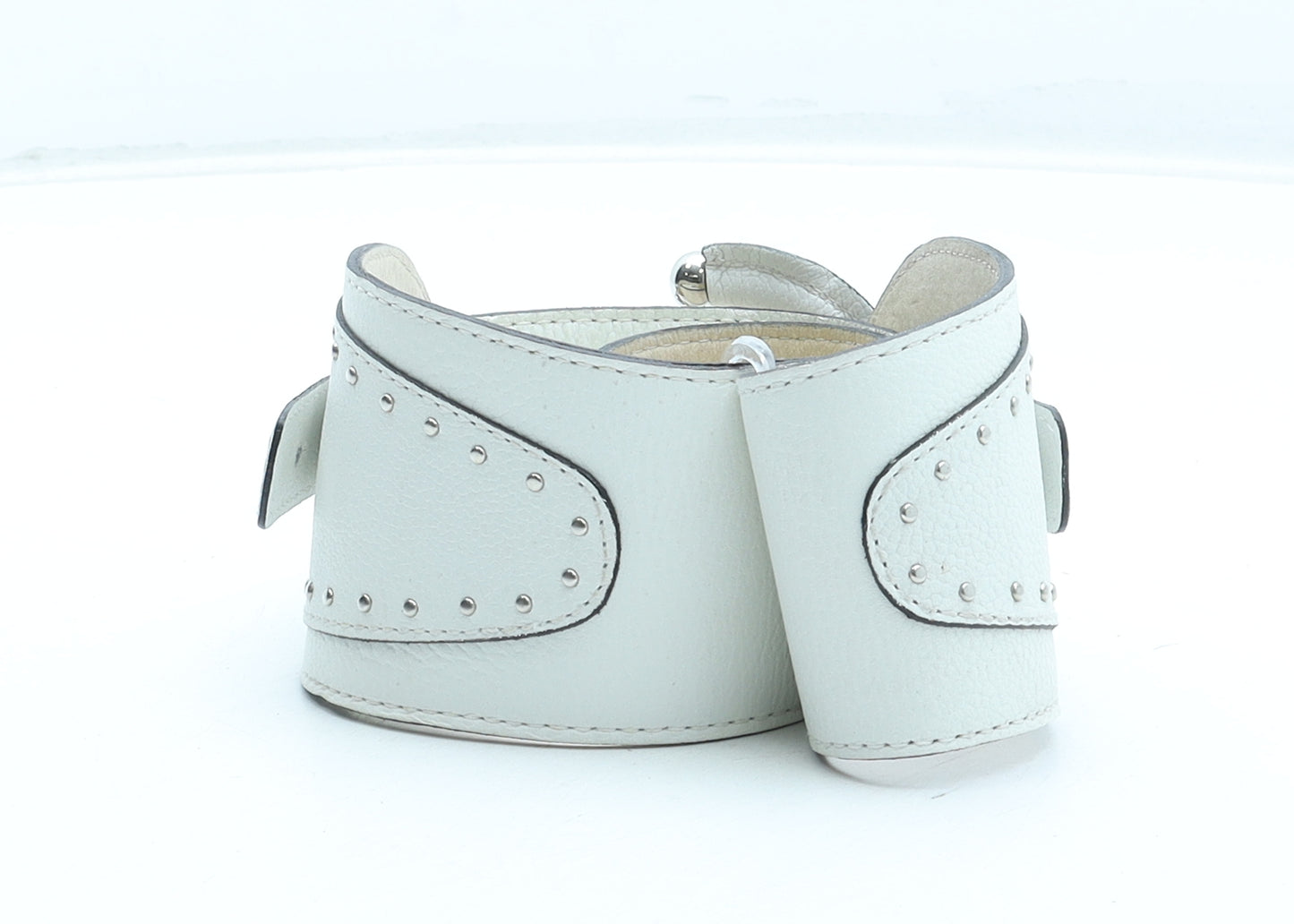 Opika Womens White Solid Polyurethane Fashion Belt Belt One Size