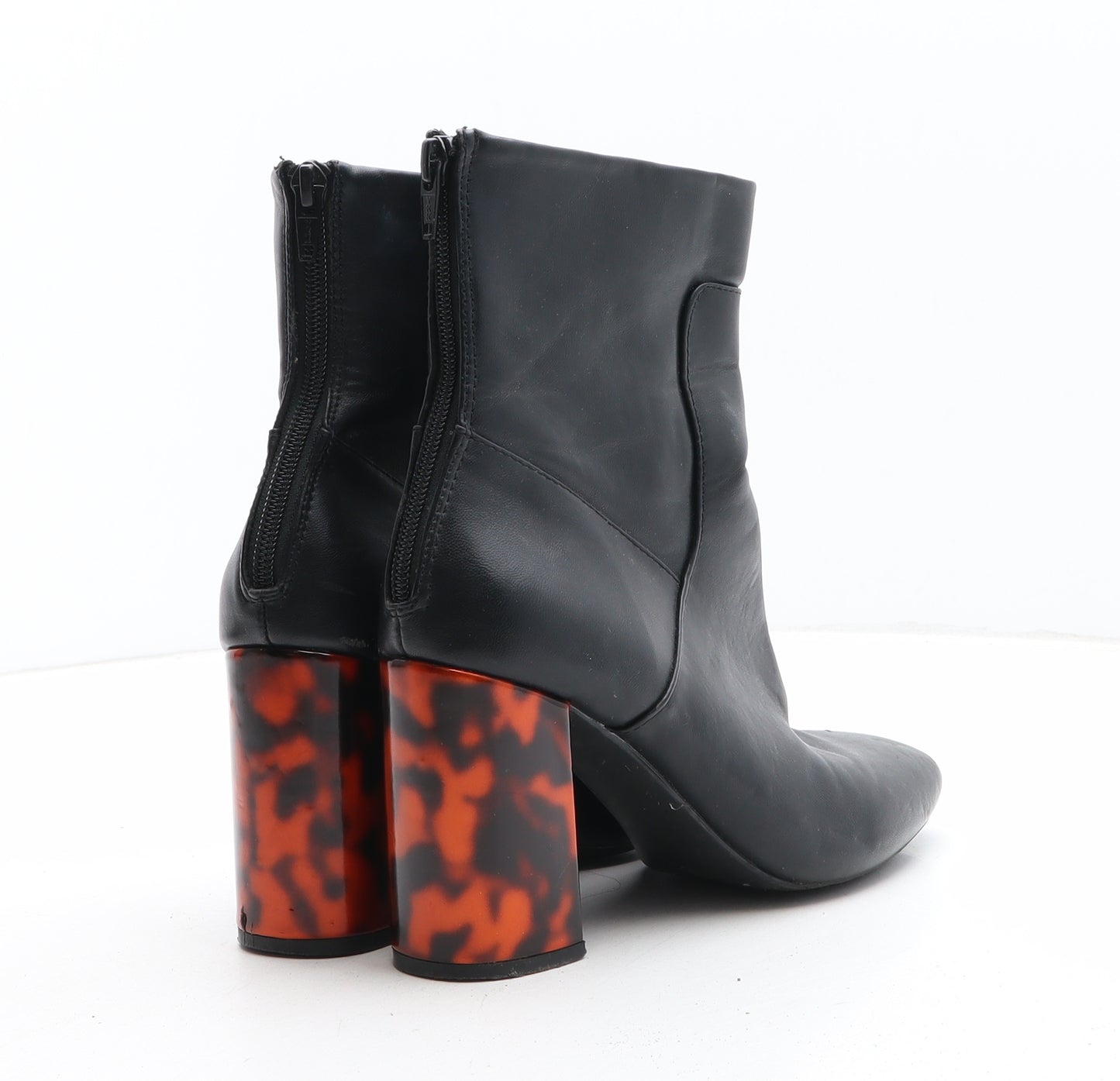F&F Womens Black Synthetic Bootie Boot UK - Detail on Heel