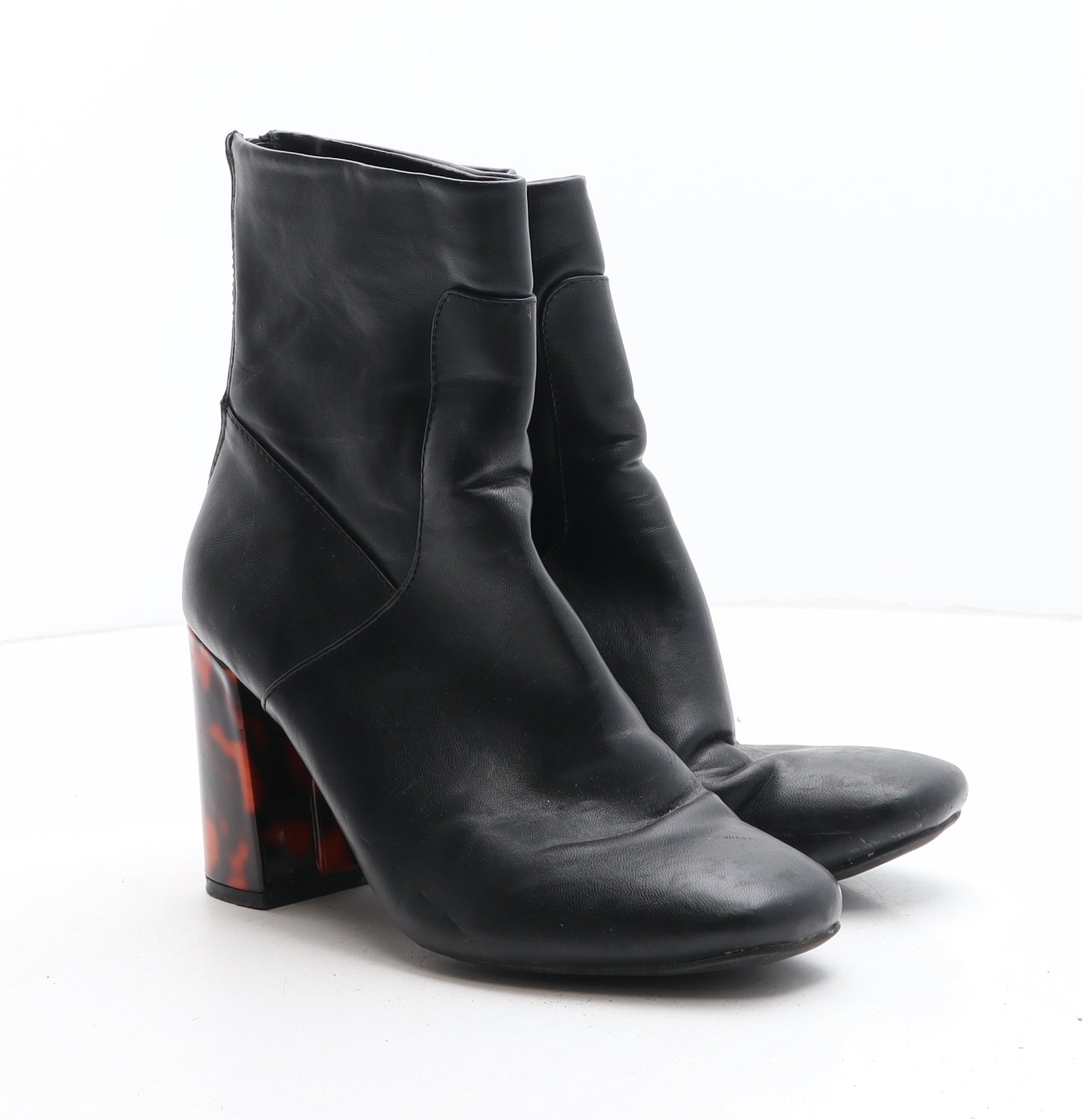 F&F Womens Black Synthetic Bootie Boot UK - Detail on Heel