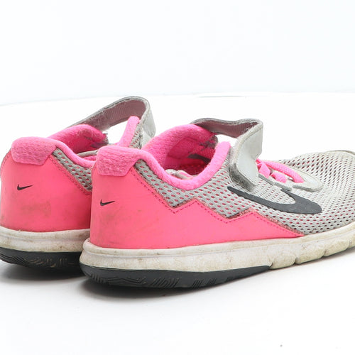 Nike Girls Grey Synthetic Trainer UK 12