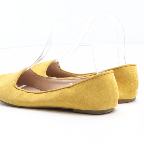 Primark Womens Yellow Synthetic Flat UK