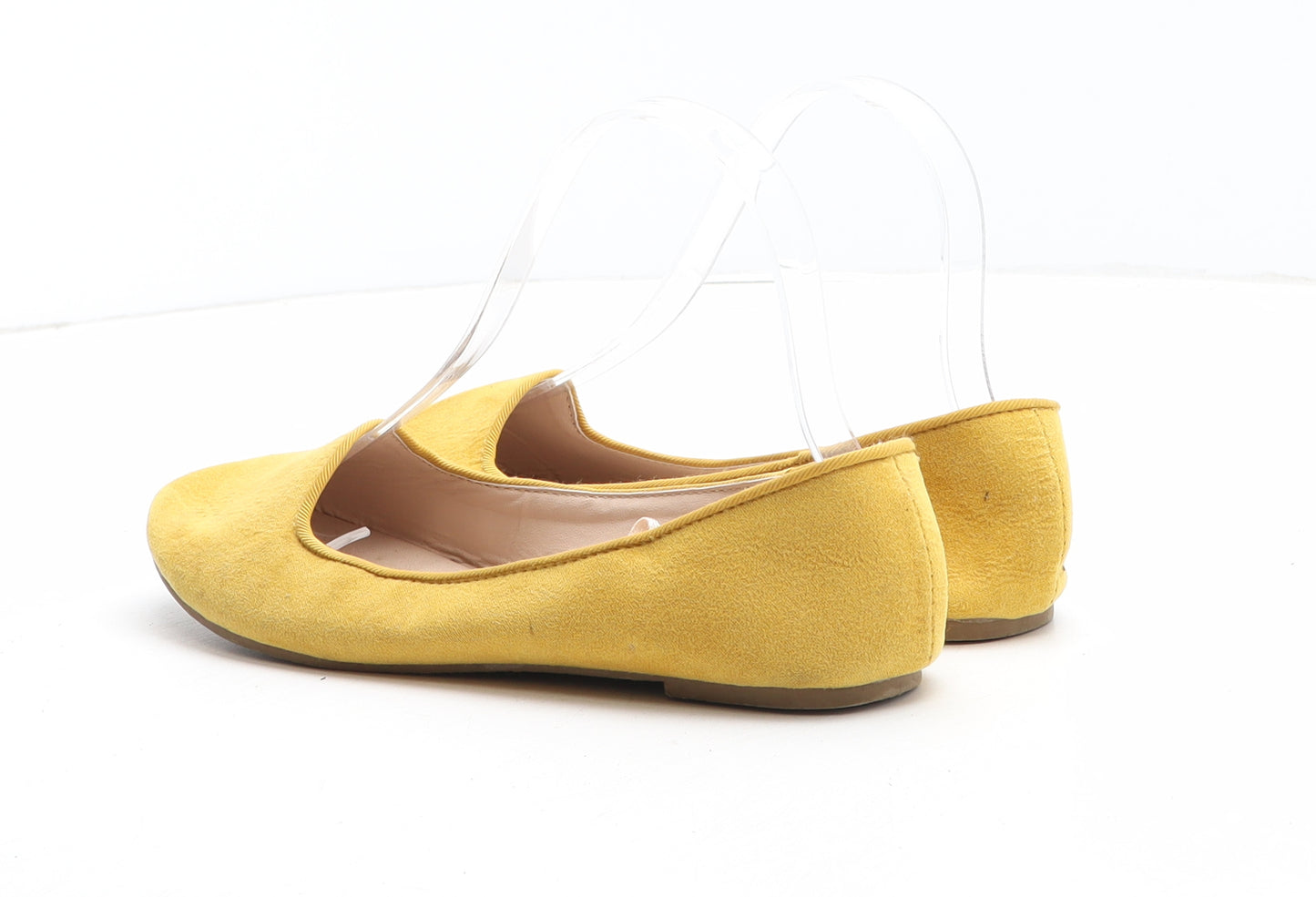 Primark Womens Yellow Synthetic Flat UK