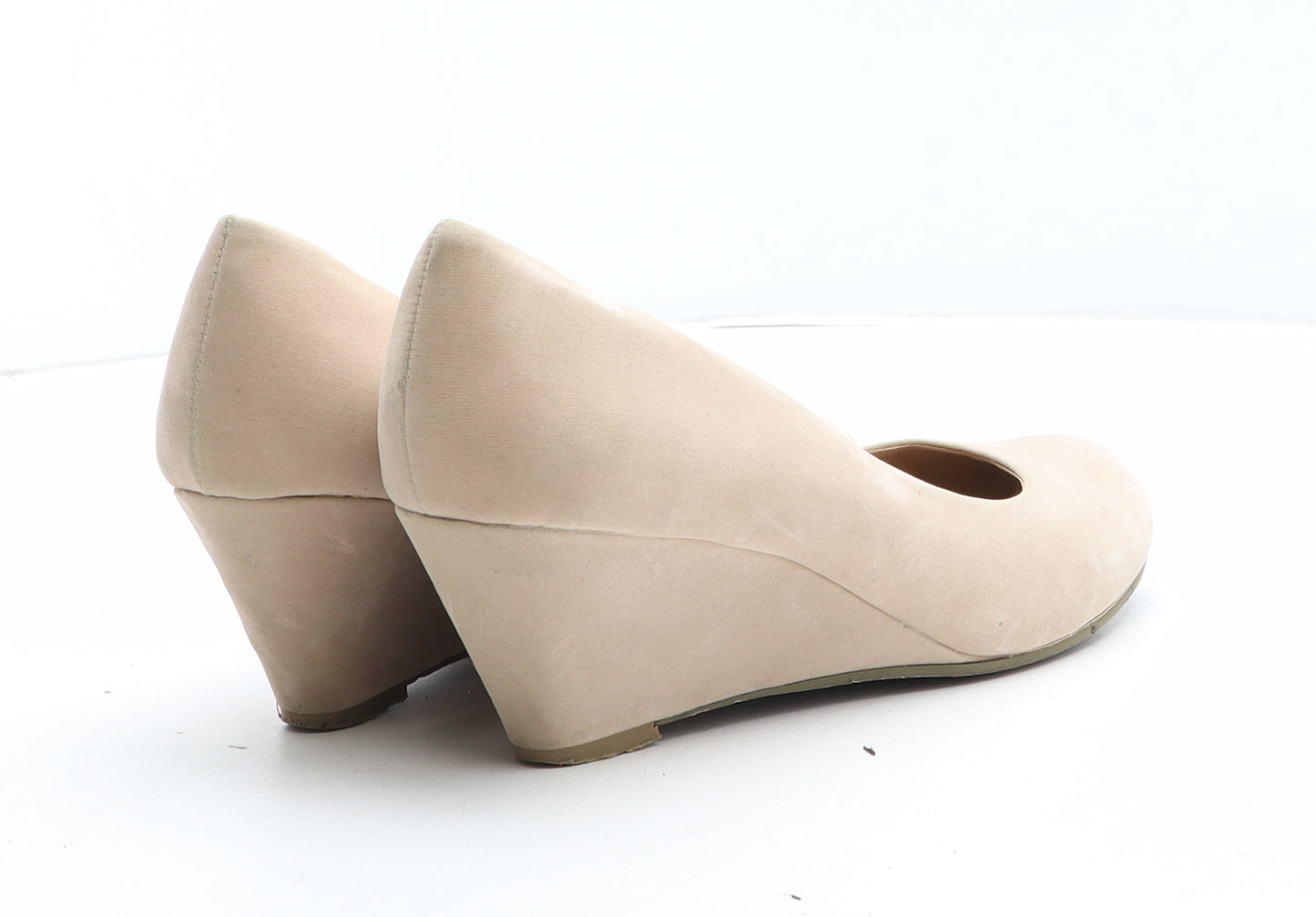 Shoe Fashionista Womens Beige Synthetic Court Heel UK