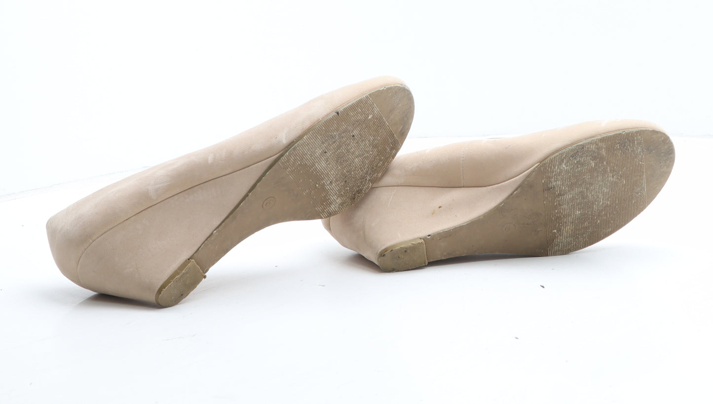 Shoe Fashionista Womens Beige Synthetic Court Heel UK