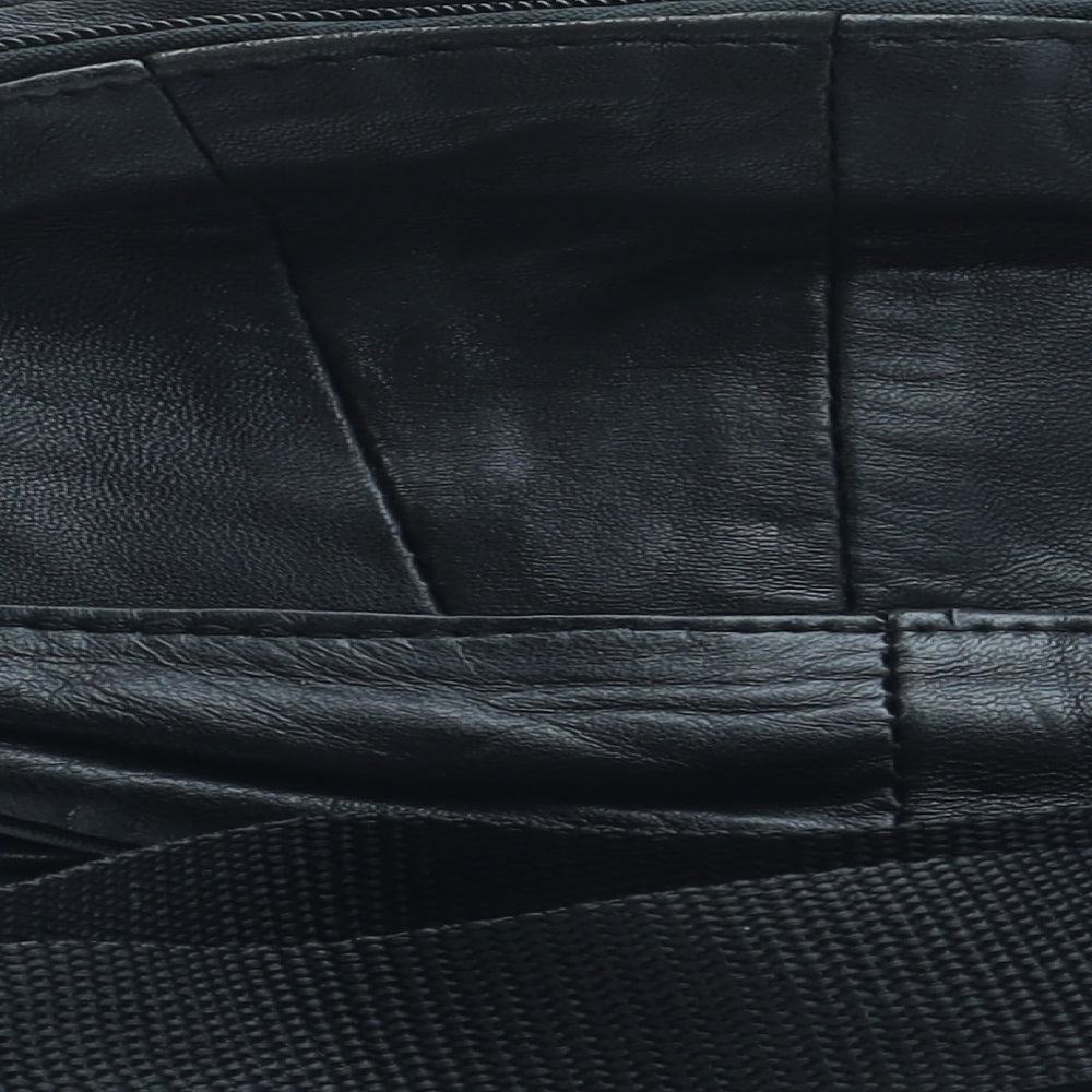 Bosini Womens Black Leather Belt Bag & Waist Pack Size Small