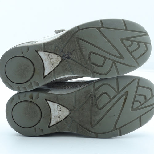Clarks Girls Silver Polyester Trainer UK 12.5