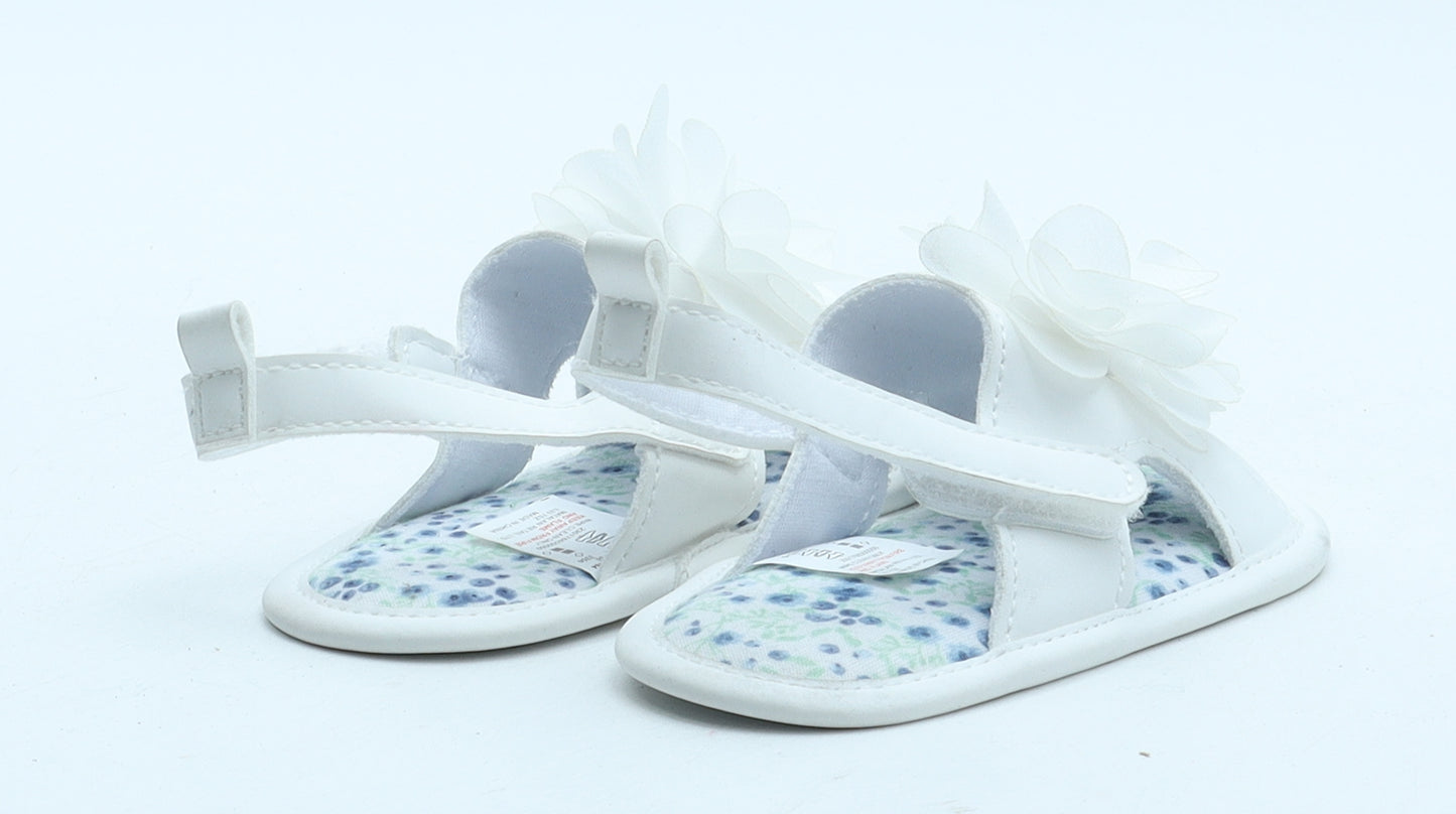 Matalan Girls White Synthetic Slip On Sandal UK 6-12 Months - Flower Detail