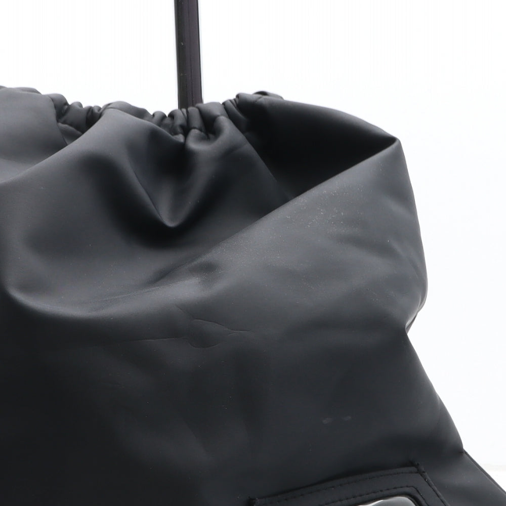 Preworn Mens Black Polyester Gym Bag Size Medium