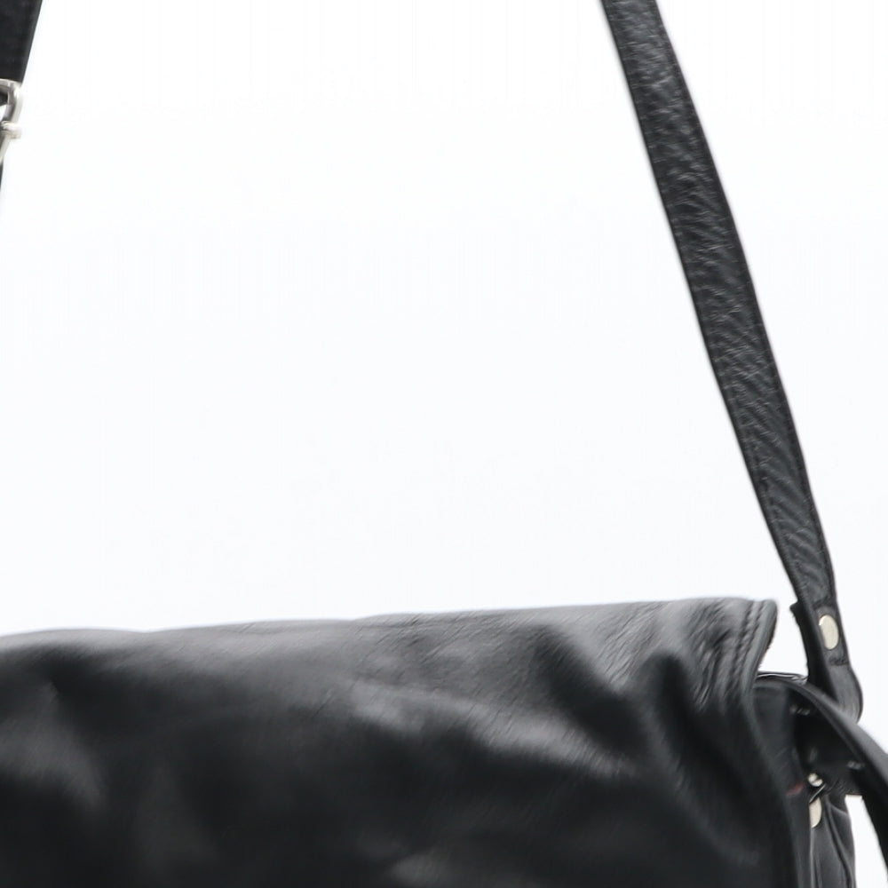 Clarks Womens Black Polyurethane Crossbody Size Small