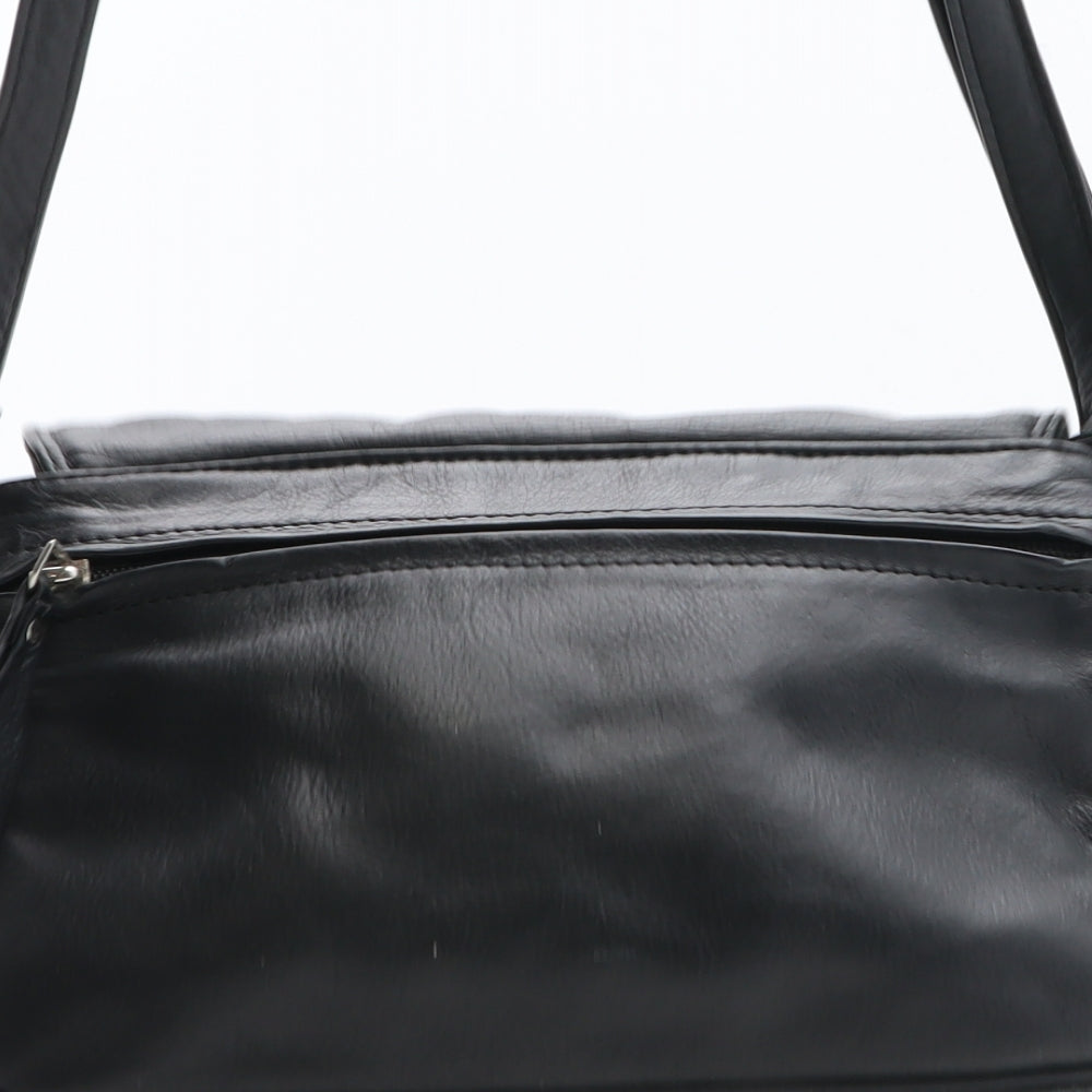 Clarks Womens Black Polyurethane Crossbody Size Small