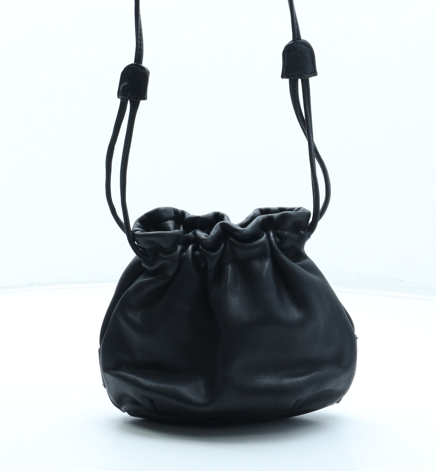 Preworn Womens Black Leather Crossbody Size Small