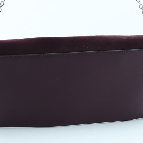 Preworn Womens Purple Polyurethane Clutch Size Small