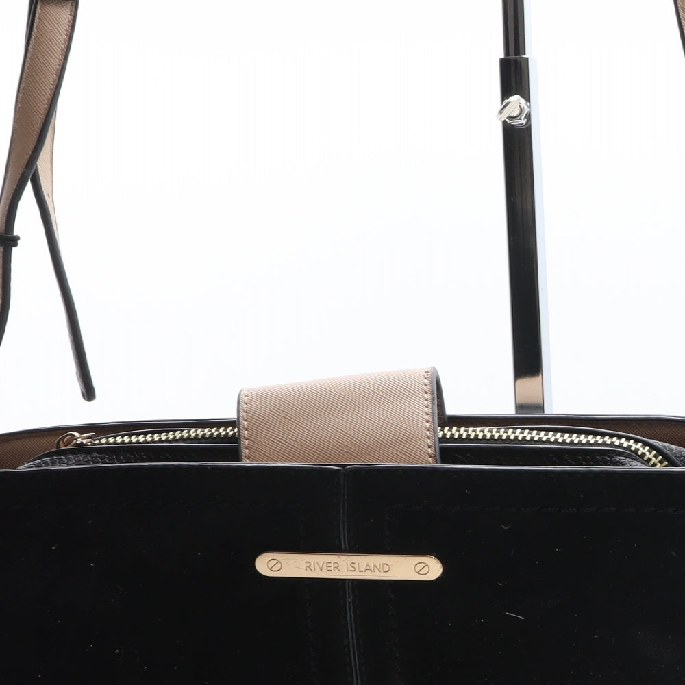 River Island Womens Black Geometric Polyurethane Crossbody Size Medium