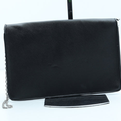 Preworn Womens Black Polyurethane Clutch Size Small