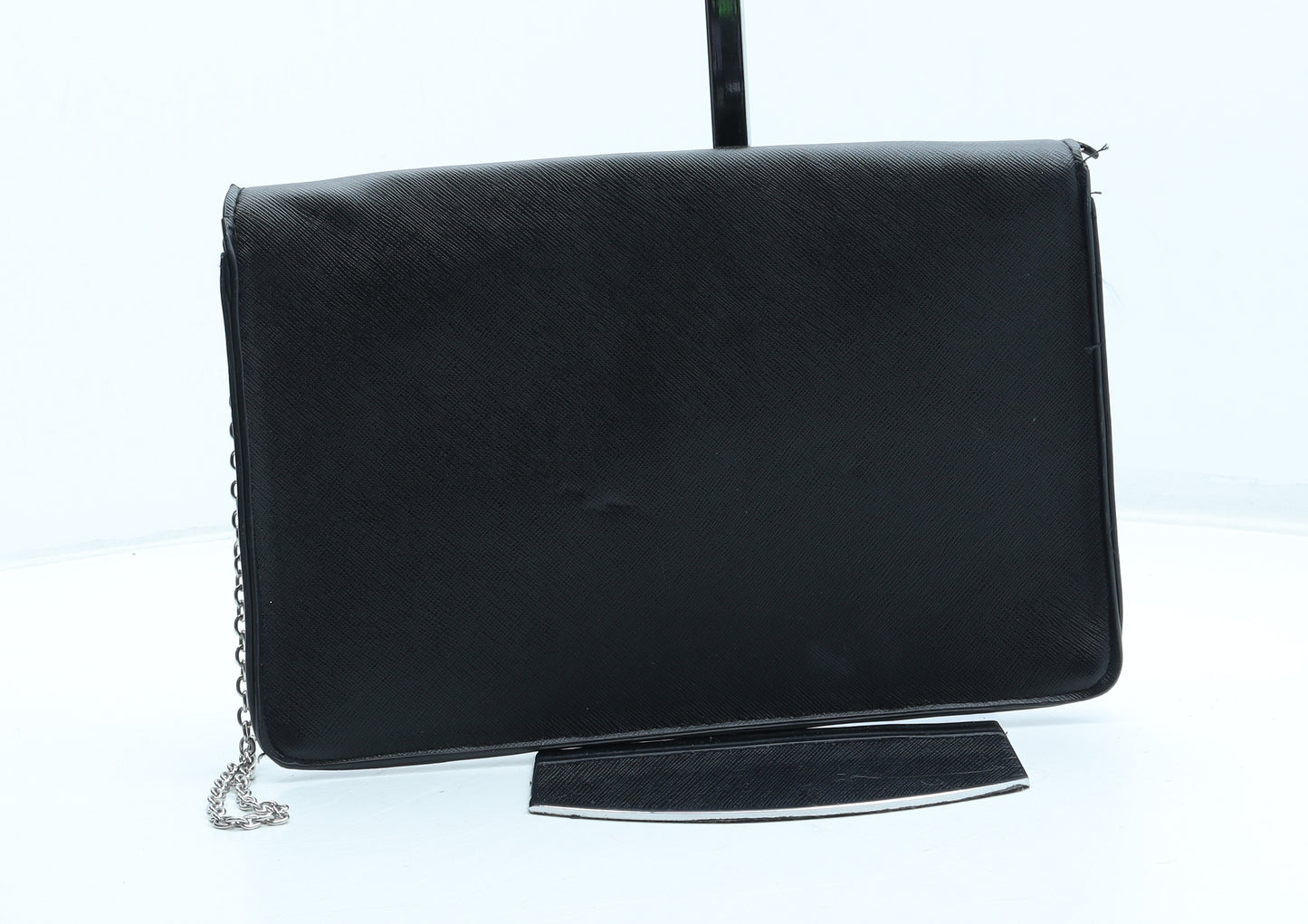 Preworn Womens Black Polyurethane Clutch Size Small